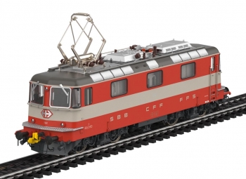Locomotive type Re 4/4 II No 11141 Swiss Express - 38420