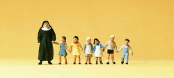 Nonne avec enfants