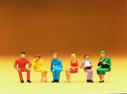 Personnages assis