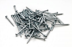 Clous pour fixation des rails