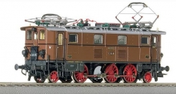 E 32