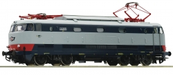 E 444 032