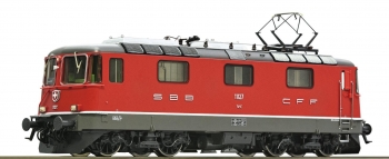 Re 4/4 II No 11127 en livrée rouge (Eclairage cabine 2 corrige) - 7520138